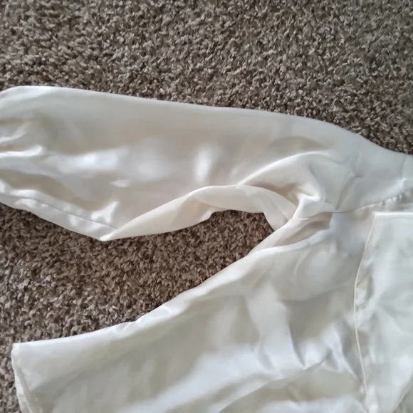 Women's Josephine Chaus blouse - Picture 4 of 10